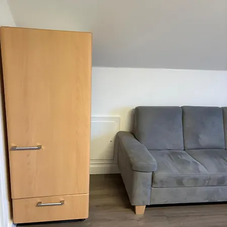 Red Dot Bruno 公寓 *